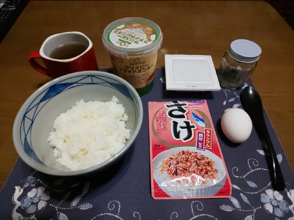 卵かけ納豆ご飯(朝ご飯)|enarinさん