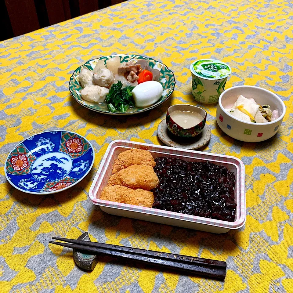 grandmaの晩ごはん☆大根と里芋の煮物・いただきもののおはぎ|kaoriさん