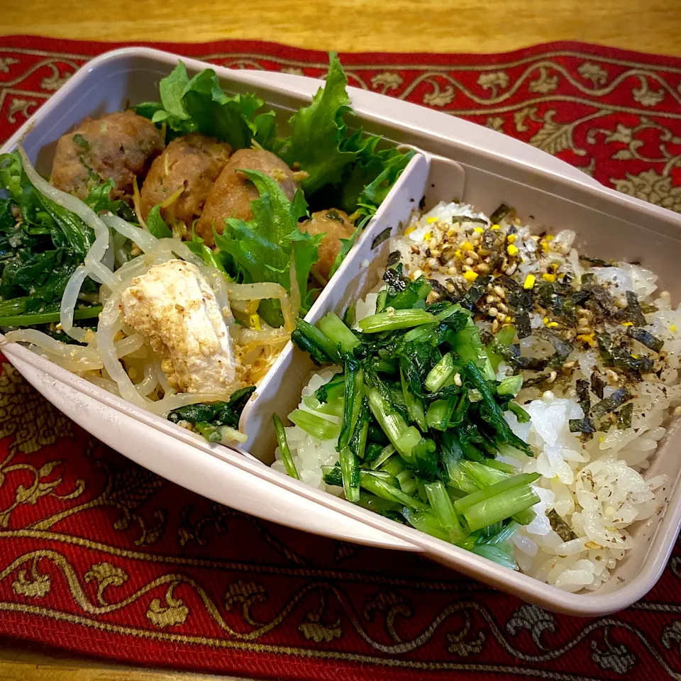 豆苗ハンバーグと、鶏ささみともやしとほうれん草のナムルと、青菜ご飯弁当|もえさん