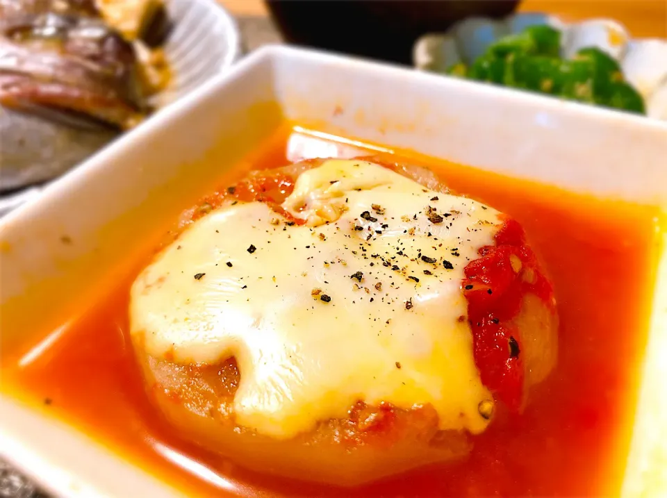 うどんスープとトマトで🍅和風？洋風？大根おでん|こにたんさん