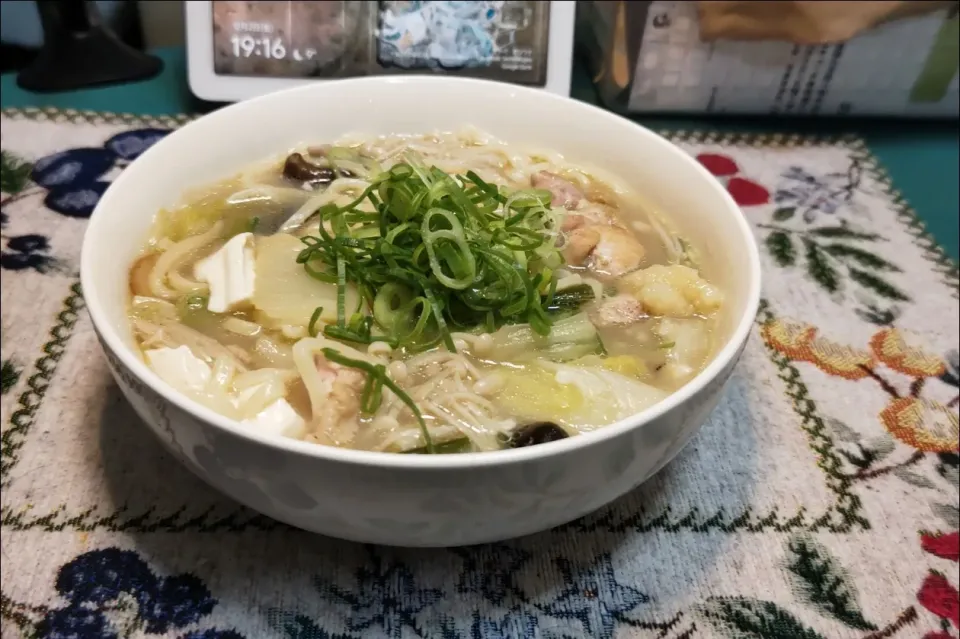 Snapdishの料理写真:夕食は塩ラーメン。|Katsuraさん