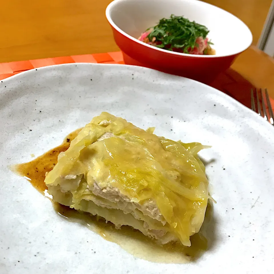 キャベツた鶏ひき肉の重ね蒸し|ゼニコさん