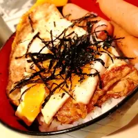 にんにく醤油目玉焼き丼|ぬくしぃさん