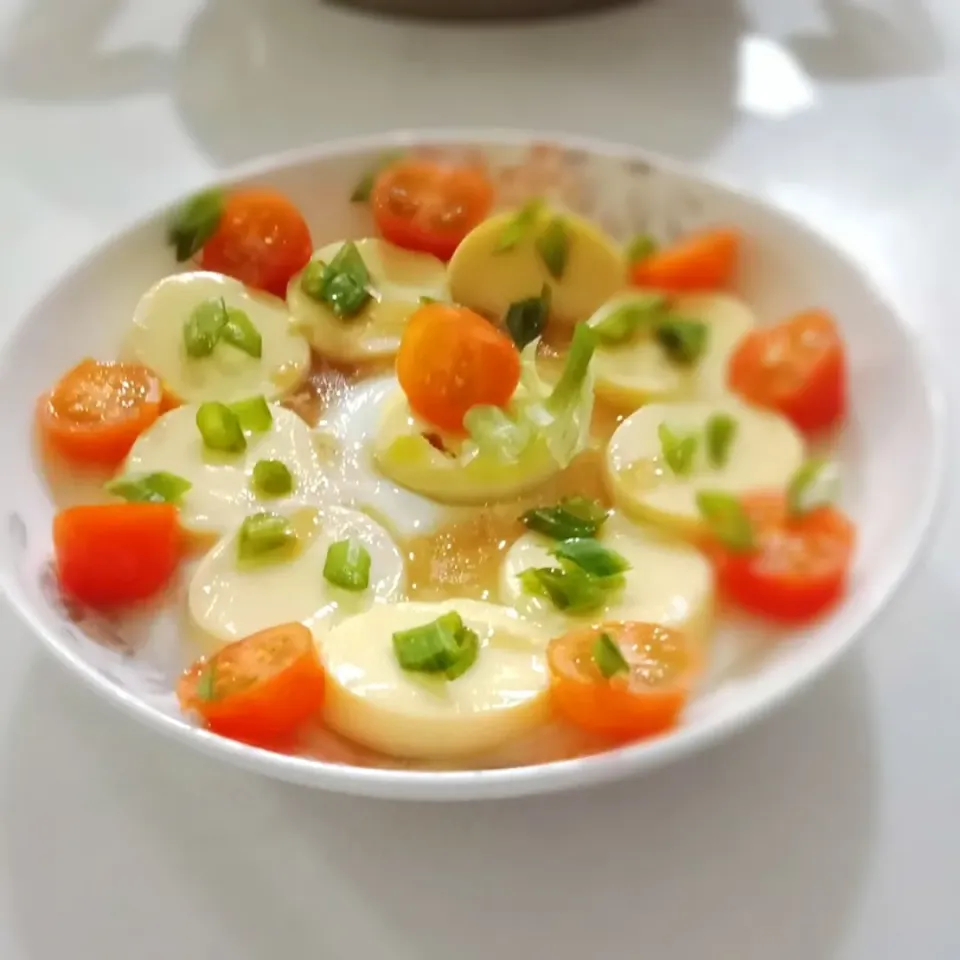 Steam Tofu + Egg

Sauce - Dashi sauce + Black vinegar + Sugar + Seasame oil

Garnish - Spring onions + 
Cherry tomatoes (optional)|2721_blissさん