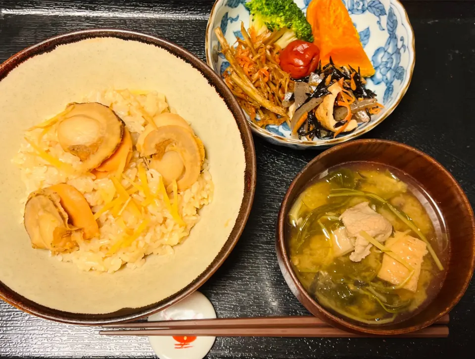 ホタテの炊き込みご飯朝食|sjさん