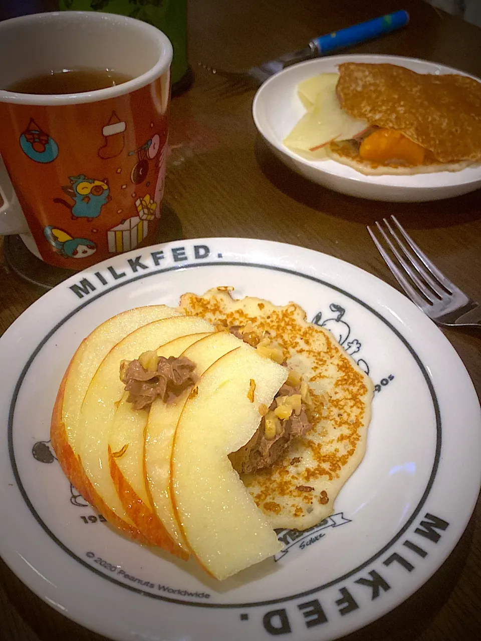 りんごとチョコクリームのクレープ　みかんジュレ　胡桃　コーヒー|ch＊K*∀o(^^*)♪さん