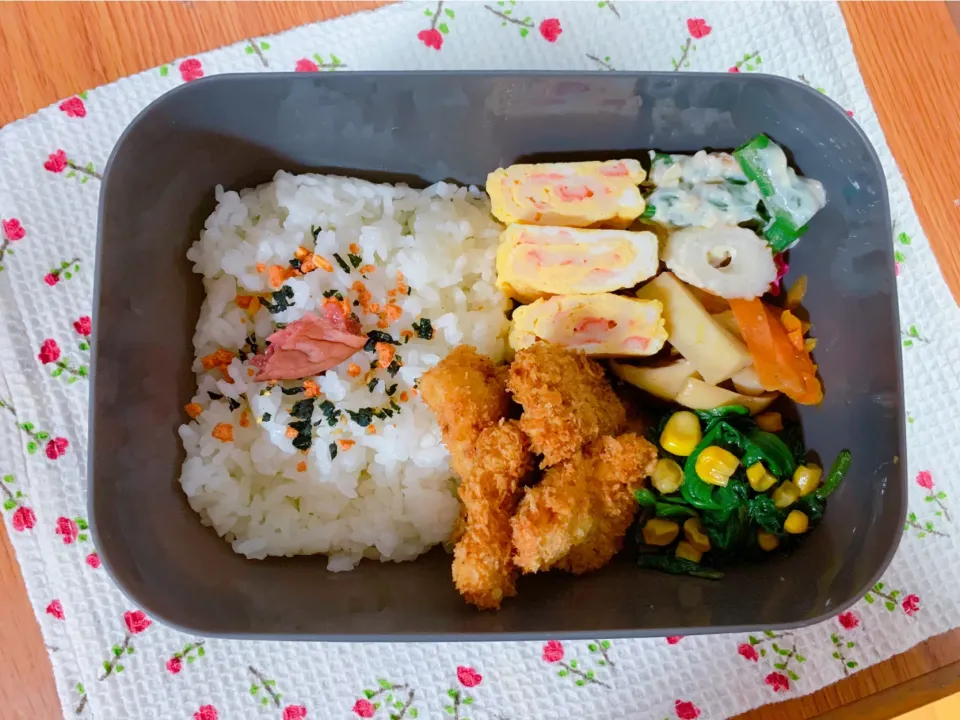 お弁当.n_n.1257 snap dishさんにいただいた、ブルドッグソースさんご提供「万能味ソースセット」を使って豚カツandチキンカツ🍖✨|nacchan♪さん