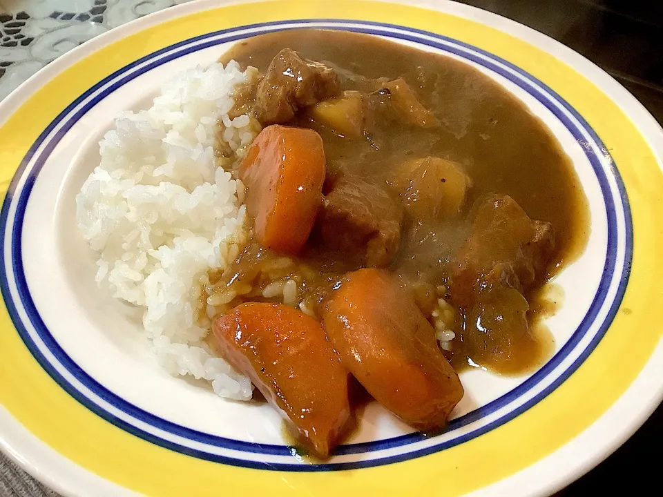 豚バラ肉のカレーライス🍛😋|アライさんさん