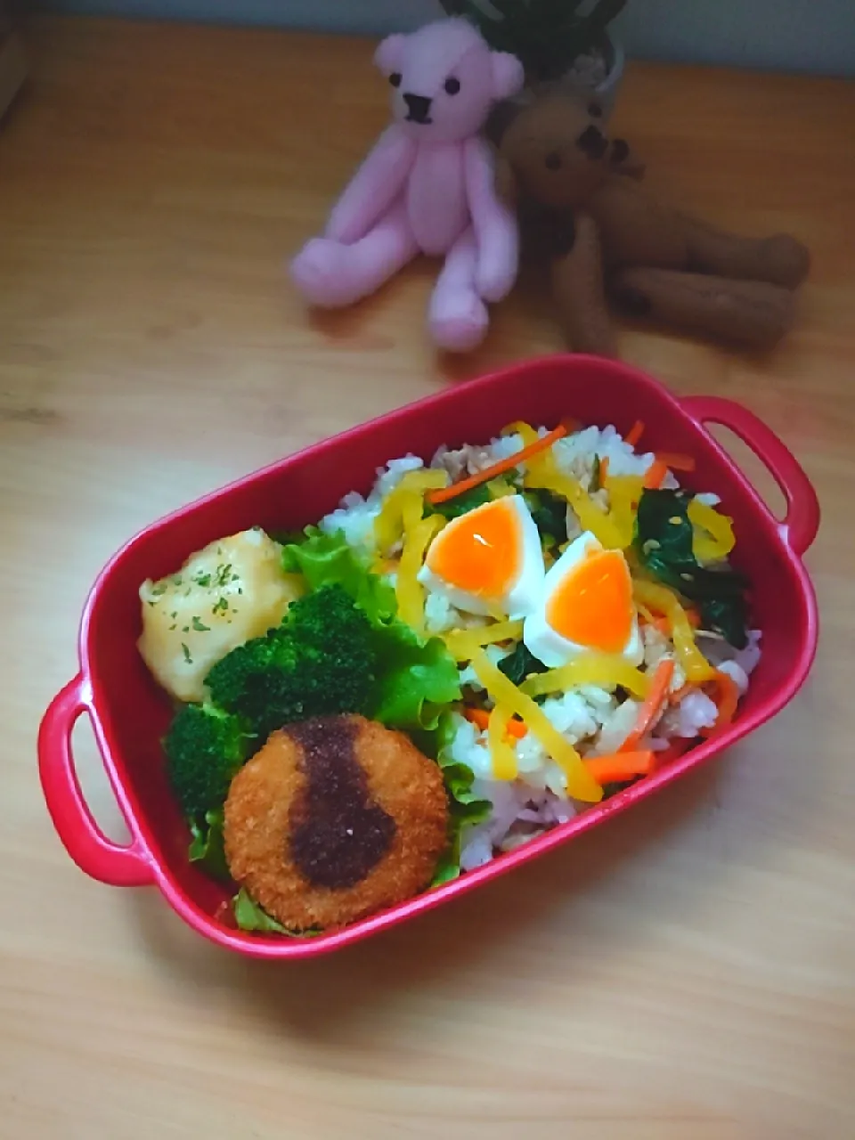 娘のお弁当
キンパ風混ぜごはん|みわさん