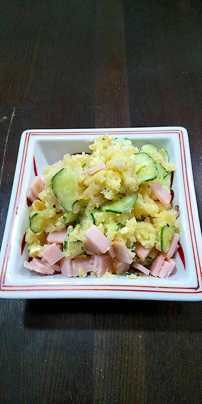 Snapdishの料理写真:じゃがりこDEポテサラ|うさぎさん