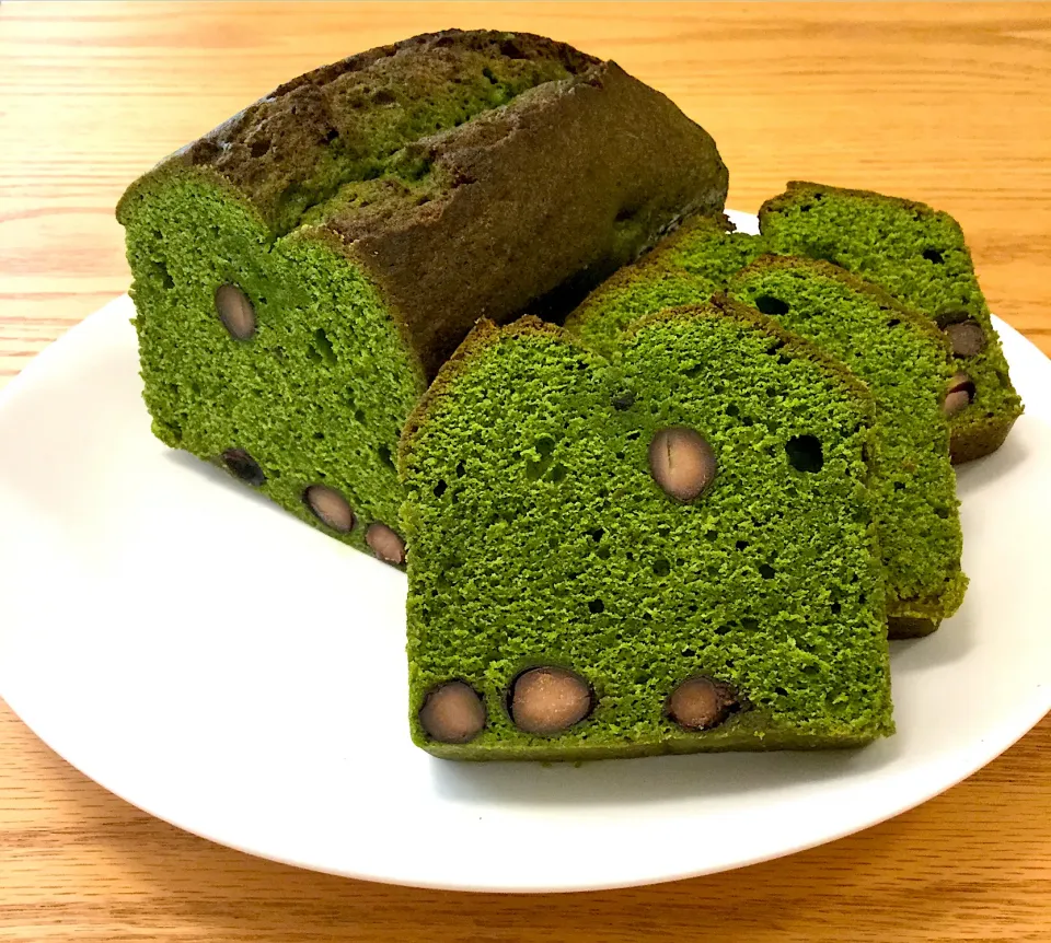 黒豆入り抹茶のパウンドケーキ|とう子さん