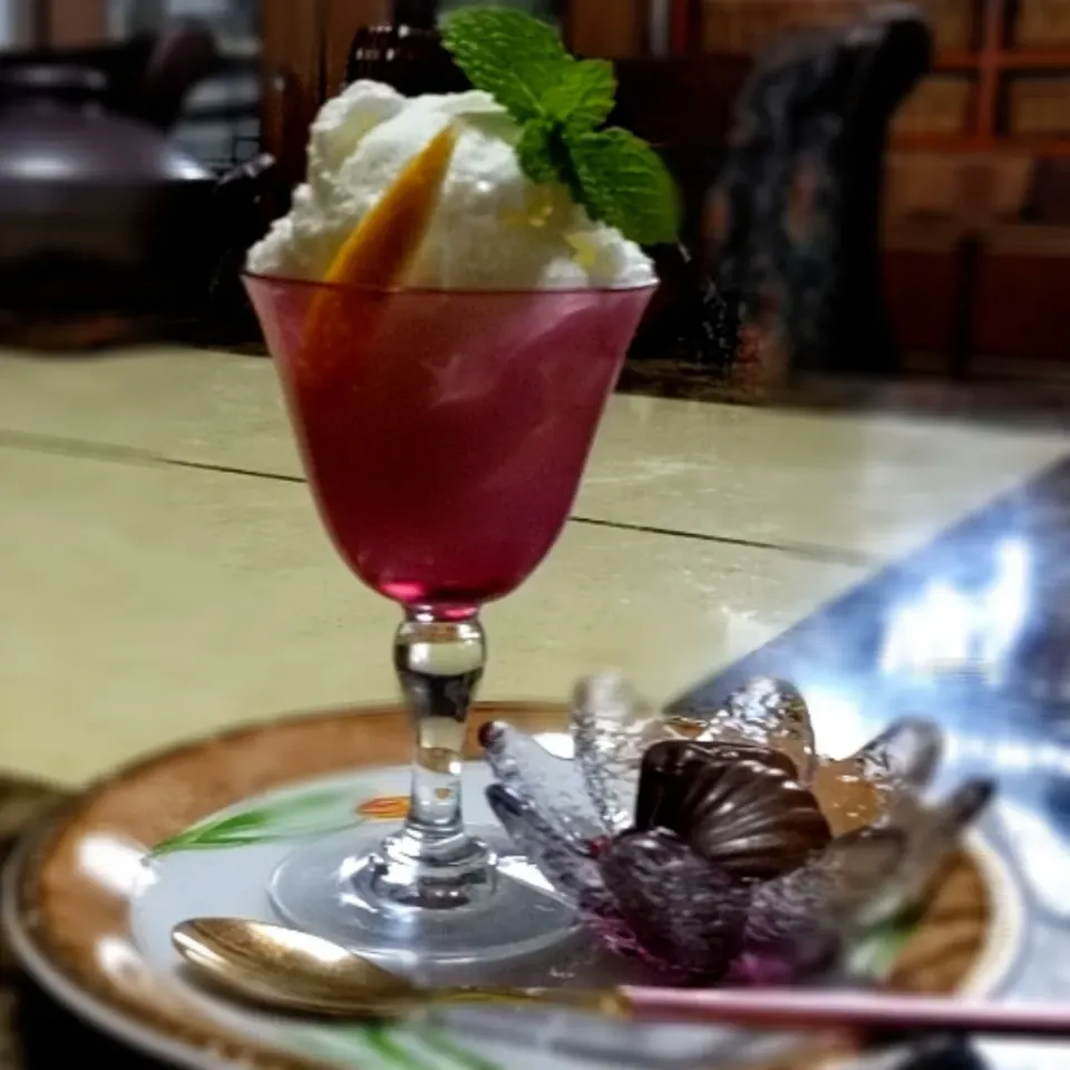 Snapdishの料理写真:冷た〜いヨーグルトソルベ🍧|やしゃ〜らさん