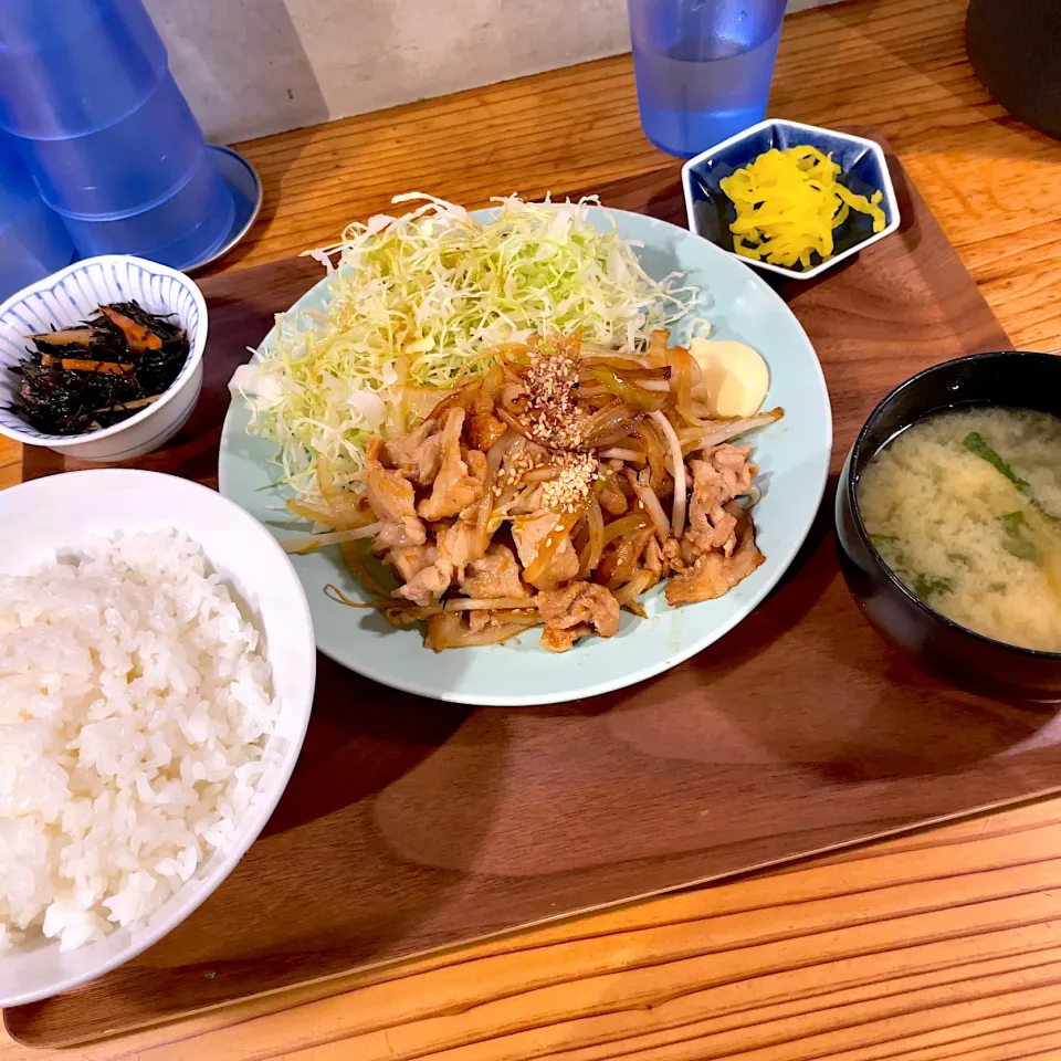 Snapdishの料理写真:日替りランチ（しょうが焼）|T. Wonderさん