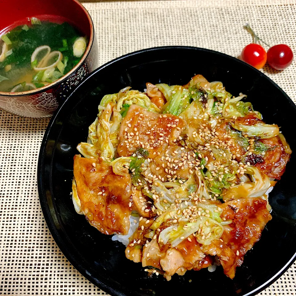 春キャベツと豚こまのスタミナ炒め|さくらんぼさん