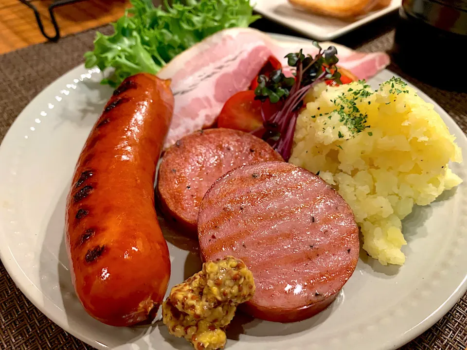 Snapdishの料理写真:ウインナー盛り合わせ|いちごさん