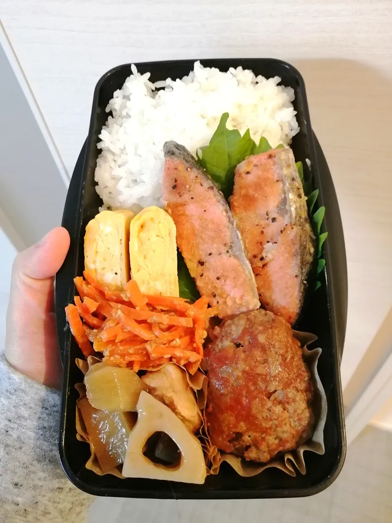 鮭のムニエル弁当|きゅーさん