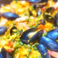 Snapdishの料理写真:seafood paella|Soundouss Bessourさん