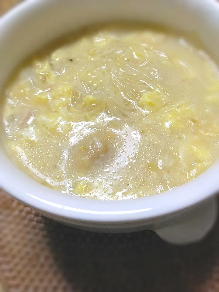 🌽春雨入り粟米湯
春雨入り中華コーンスープ|麻子さん