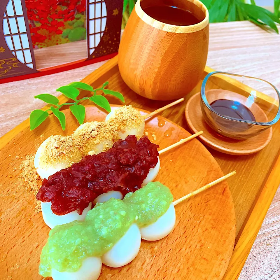 おやつに😊　🍡三種の白玉団子（ずんだ、あずき、きな粉）きな粉には黒みつ掛けて😋|Sの食卓さん