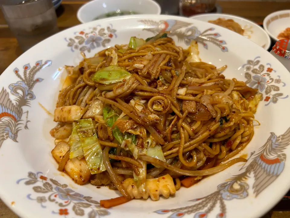 Snapdishの料理写真:激辛キムチ焼きそば定食🌶🔥|buhizouさん