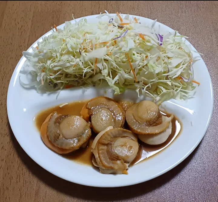 ホタテのバター醤油焼き
コールスローミックス
ご飯🍚|ナナさん