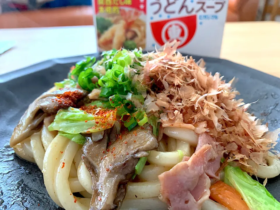 Snapdishの料理写真:うどんスープde焼きうどん|いちごさん