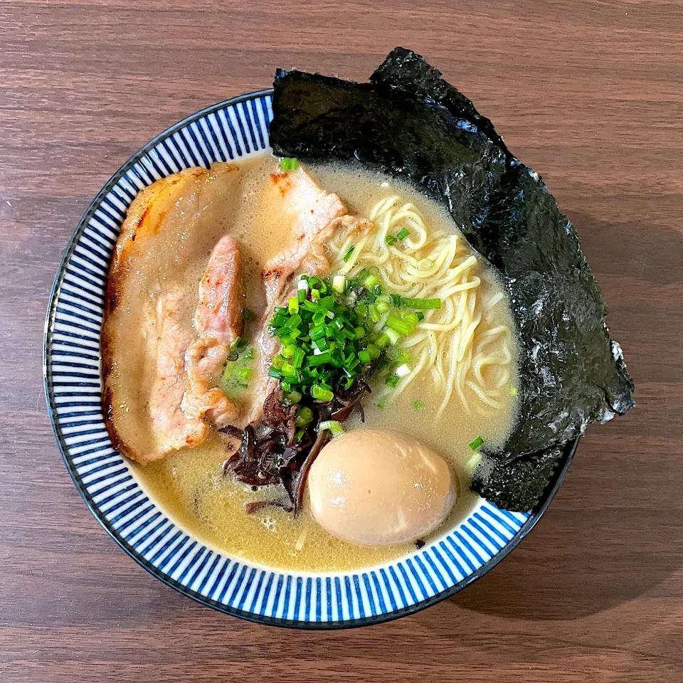 鶏白湯醤油ラーメン|dashi menjiroさん