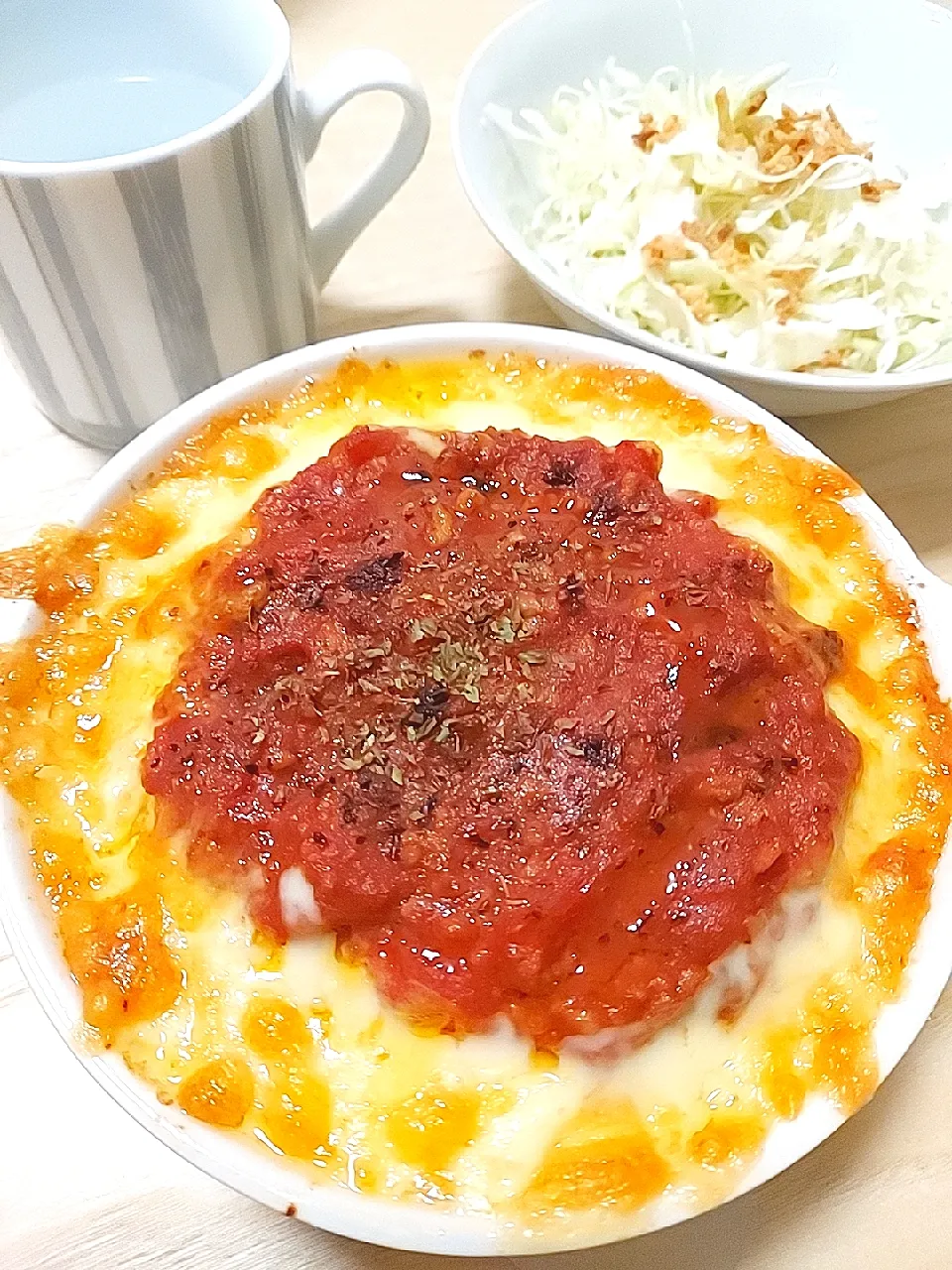 Snapdishの料理写真:マジで店開けるミラノ風ドリア ＆ サラダ|すばるさん