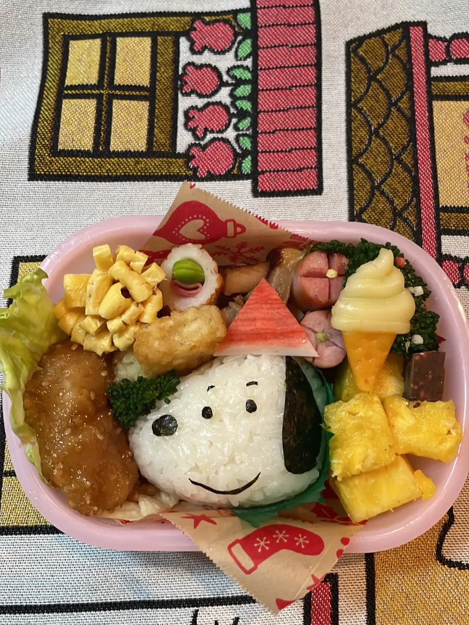 スヌーピー幼稚園お弁当|リリさん