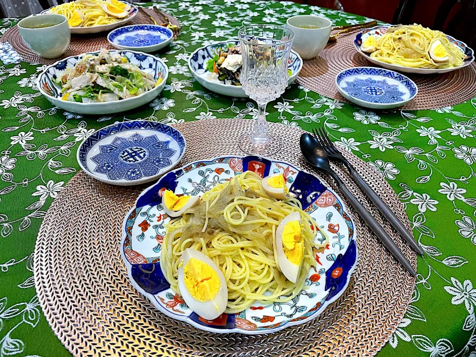 我が家に食材が無く玉ねぎと煮卵、アンチョビのパスタ😅💦がお夕飯🍴|Seikoさん