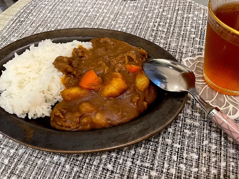 こってり煮込みカレーライス🍛|ねむねむさん