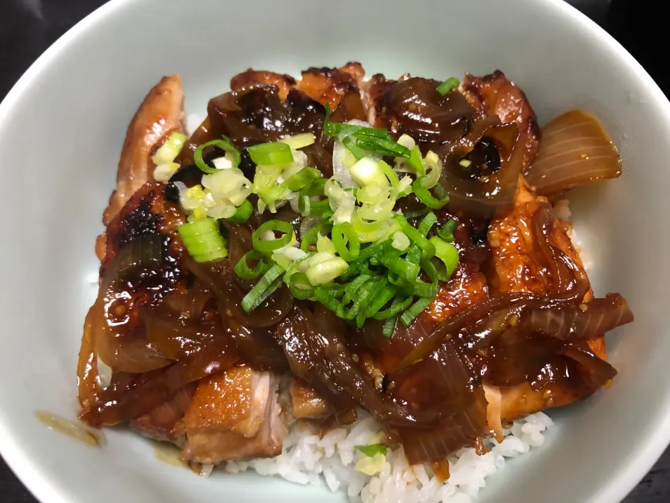 鶏照焼丼|まちゃさん