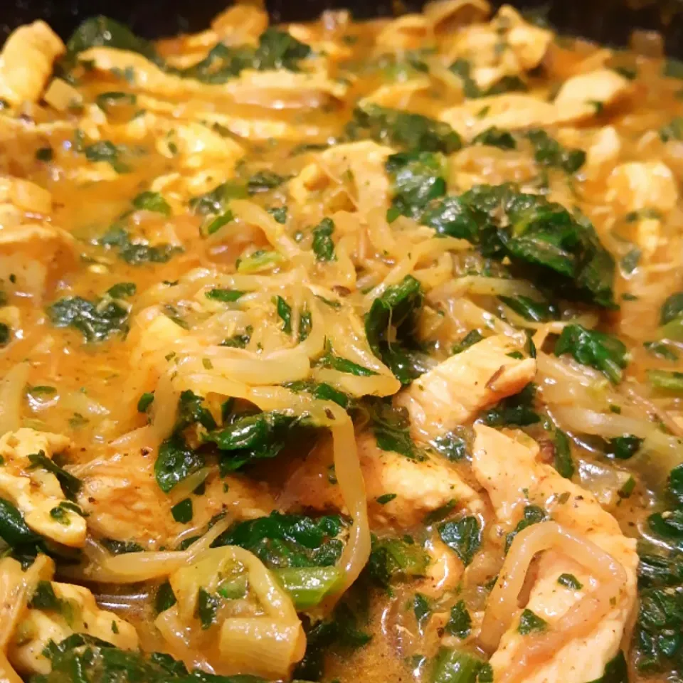 Pasta with spinach and chicken|Imre Zoltánさん