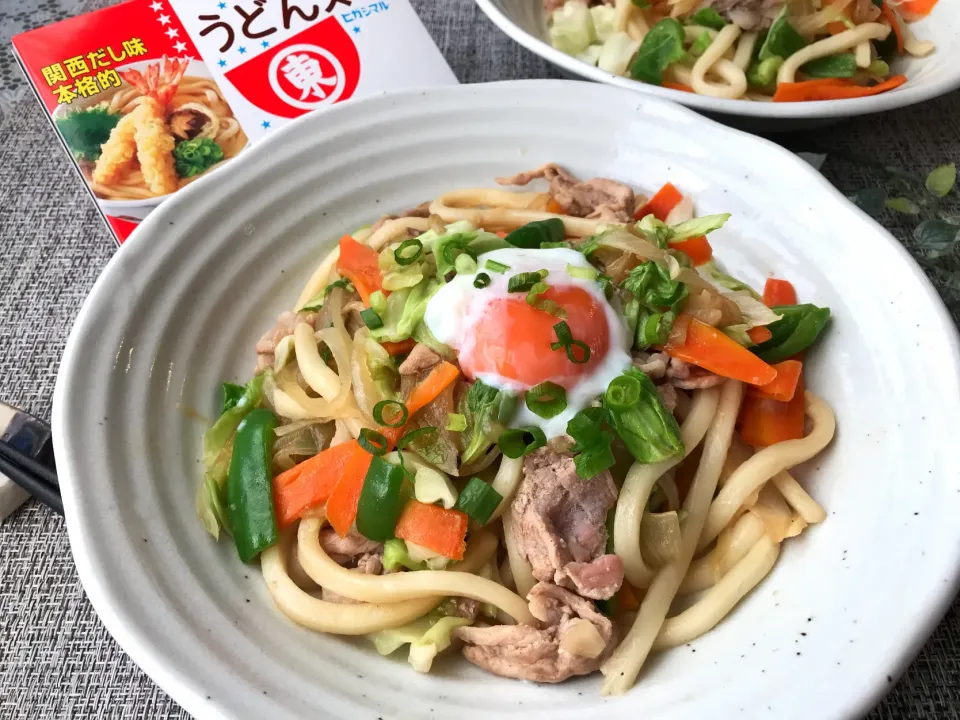 うどんスープde焼きうどん🧡|まなまな♡さん