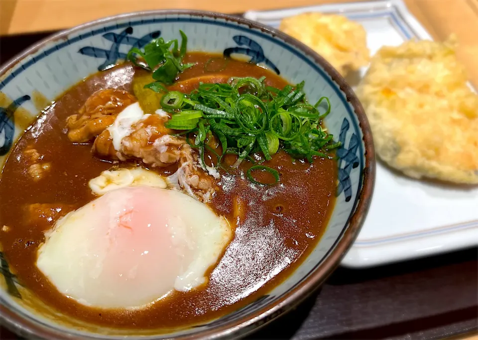 牛カレー南蛮饂飩＋温泉卵|toshi,I🍴さん