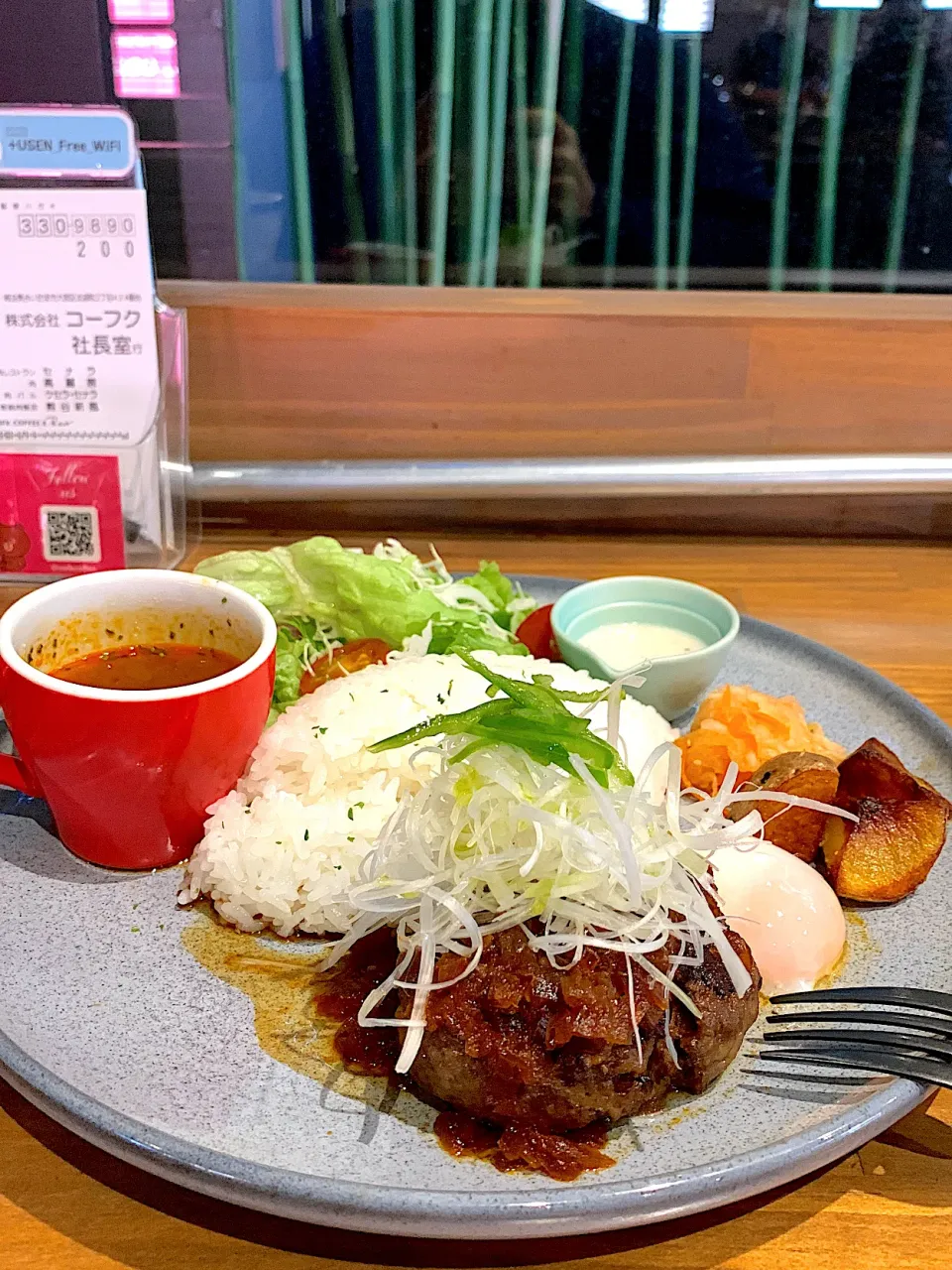 Snapdishの料理写真:Wagyu Burger|LonelyBobさん