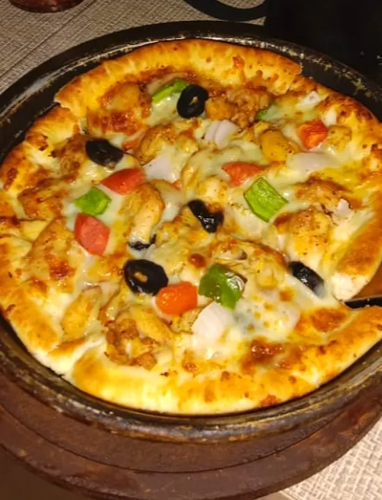 chiken pizza|Sagar Awanさん