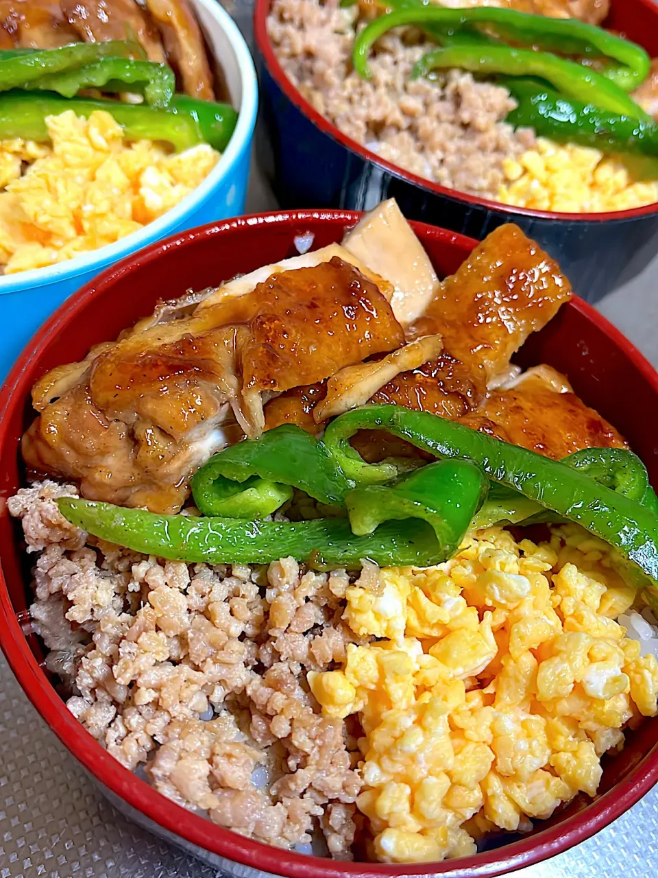 Snapdishの料理写真:鶏の照り焼きそぼろ丼|Ａｙａさん