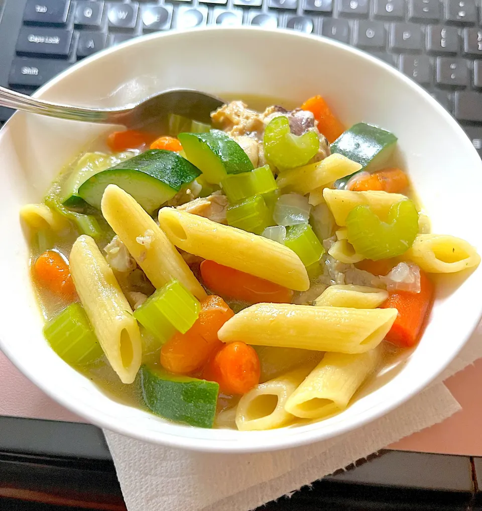 Vegetable Penne soup|🌺IAnneさん