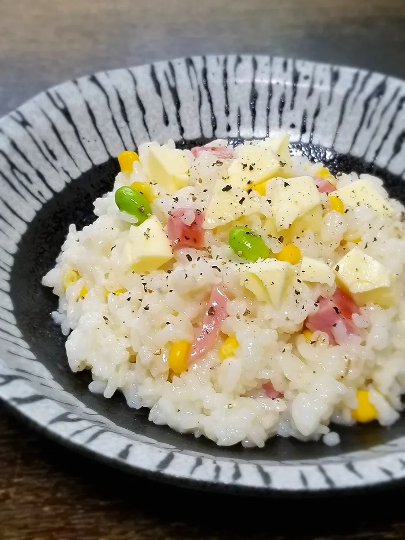 素で簡単☺️コロコロチーズリゾット|ぱんだのままんさん