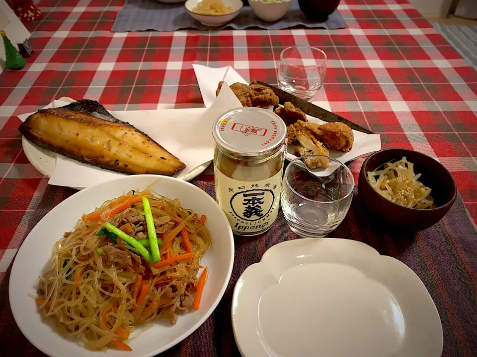 2022/12/17 晩ご飯🍴😋ザンギ、ホッケ、チャプチェ|ひーちゃんさん