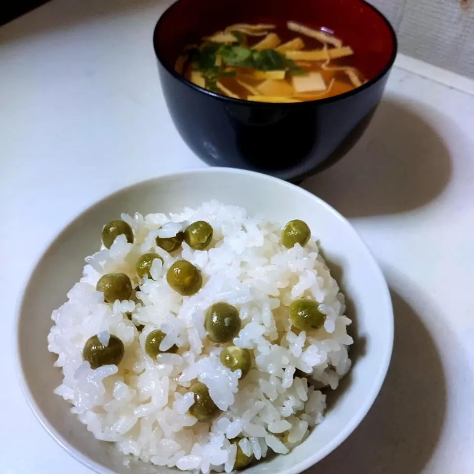 今日のお昼　豆ご飯と豆腐汁|あかね空さん