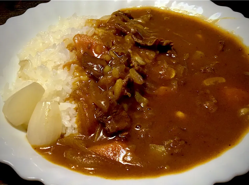 食べたくなり即席的に作った                    「激辛カレー・らっきょ添え」|mottomoさん