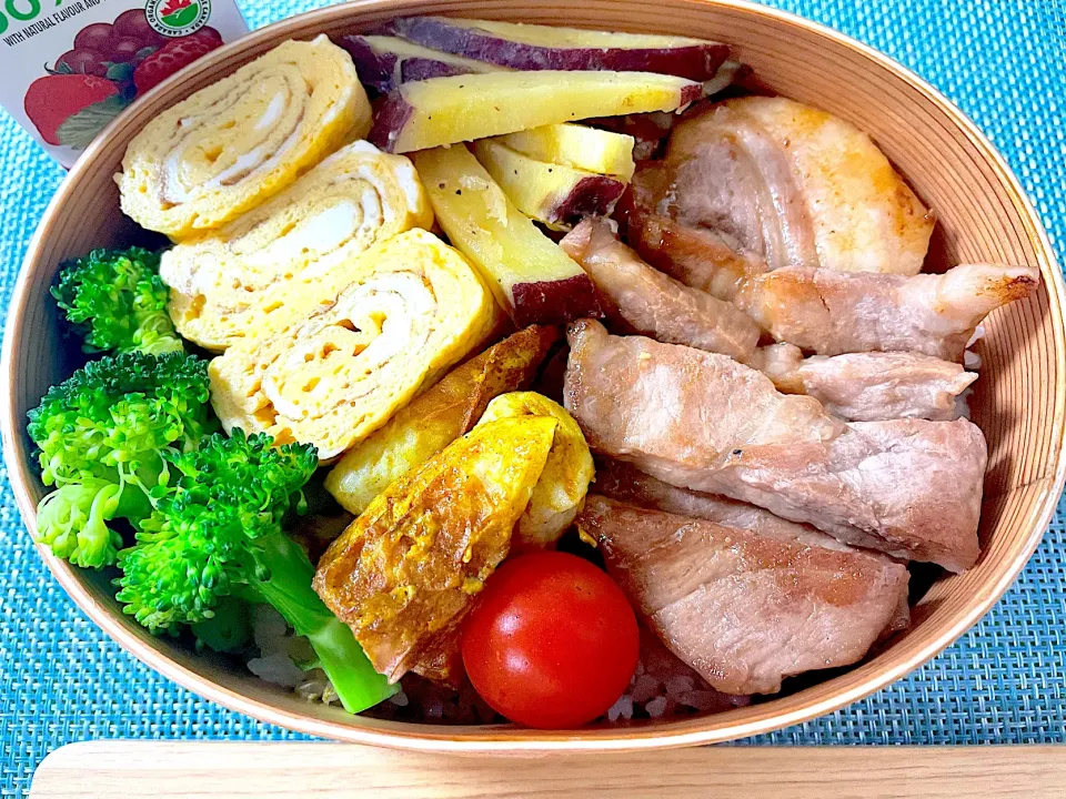 豚丼　だし巻き　さつまいも塩きんぴら　カレーちくわ|ジャイママさん