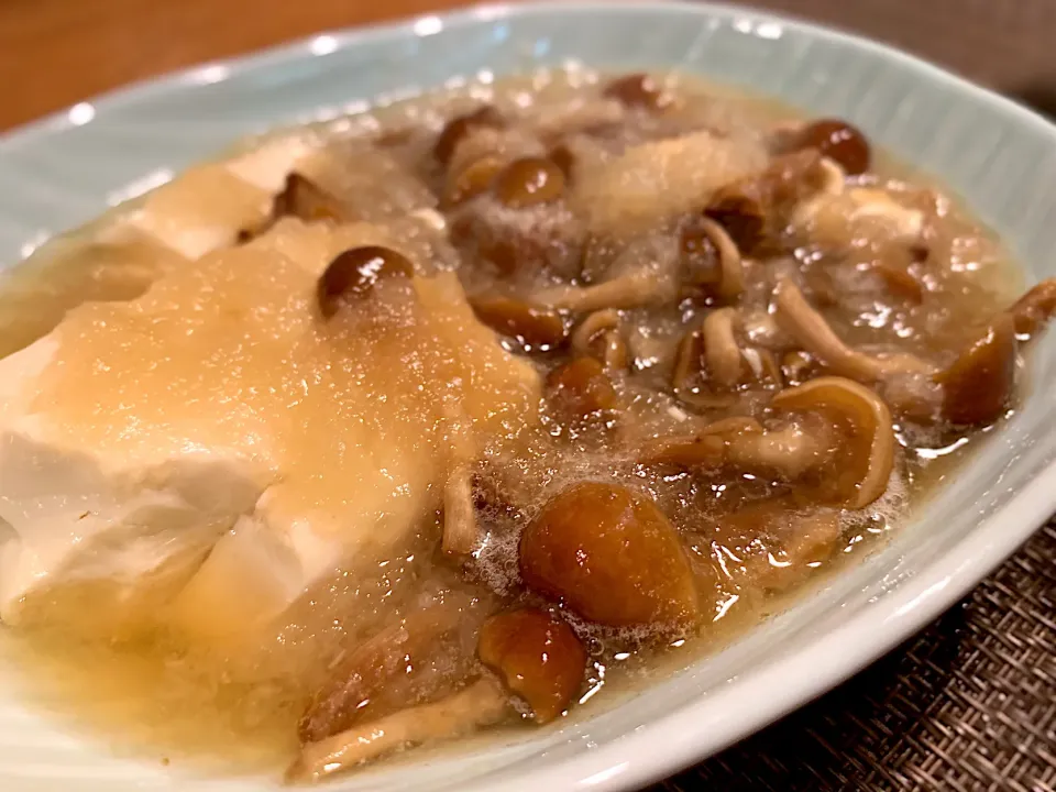 豆腐と鍋用なめこにみぞれ煮🍄|いちごさん