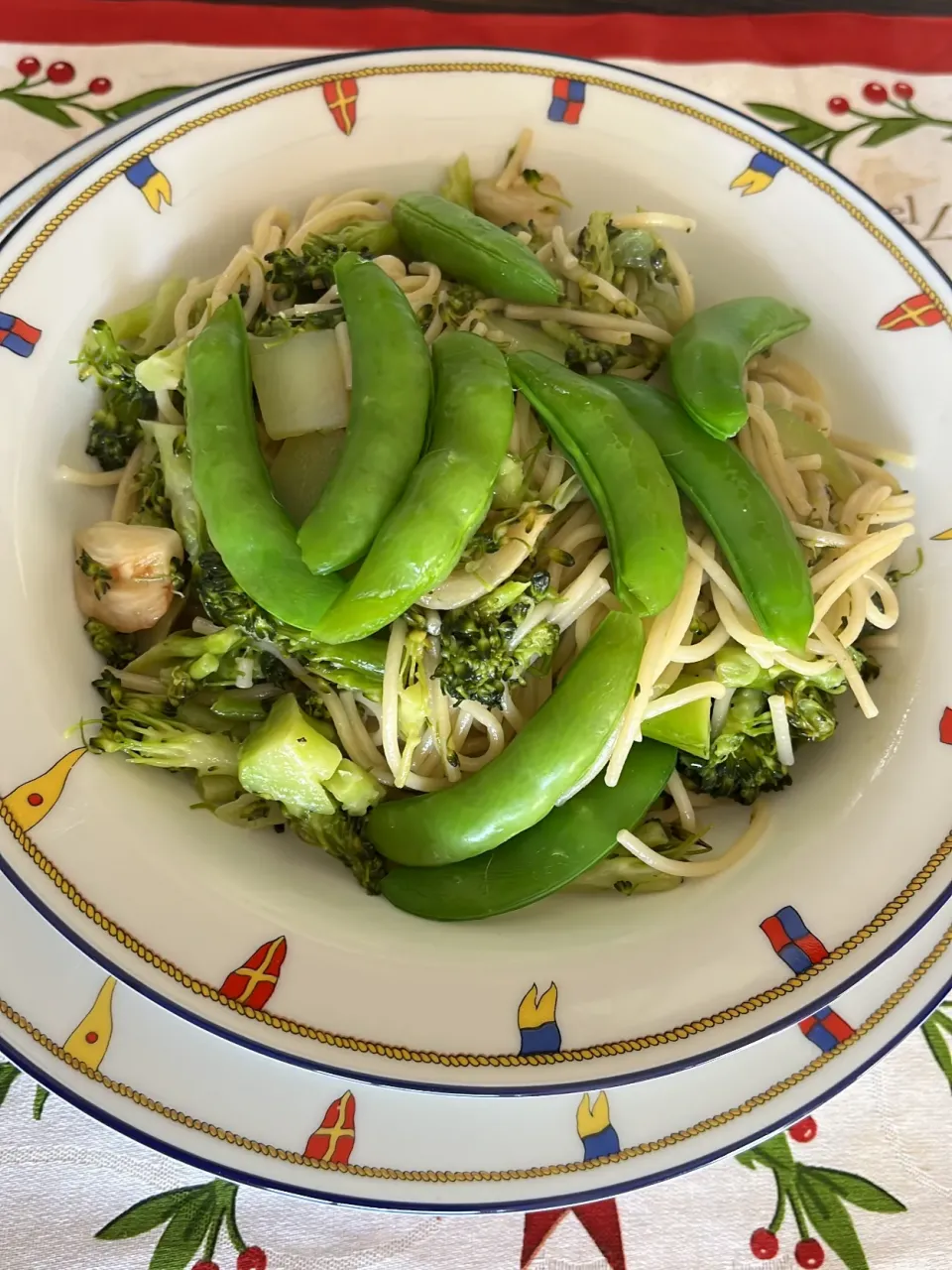 ブロッコリー🥦とニンニクとアンチョビのスパゲッティ。有元葉子先生のレシピ。私も大好きです。|tamemitiさん