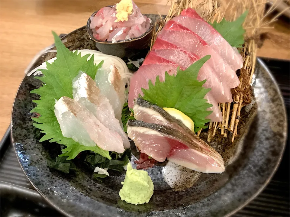 Snapdishの料理写真:めっちゃ新鮮なお刺身🐟😋|アライさんさん