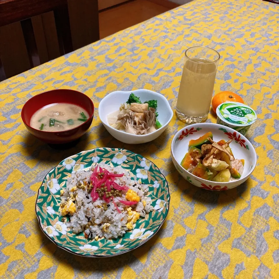 grandmaの晩ごはん☆ひじきごはん|kaoriさん