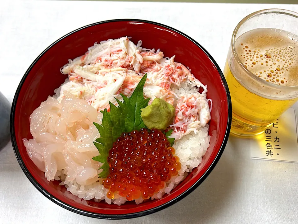 白エビ・カニ・いくらの三色丼|kenさん