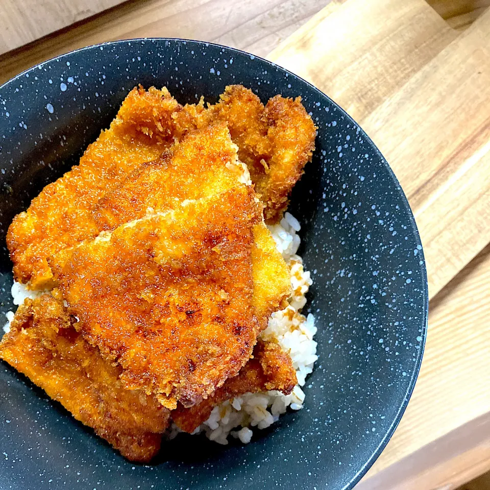 タレカツ丼|真珠きょうだいママさん